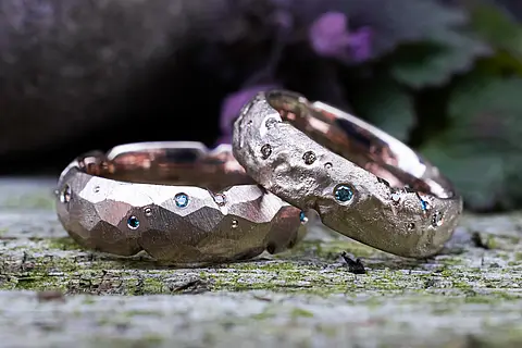 Aussergewöhnliche Trauringe aus Rotgold