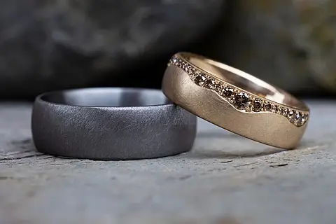 Ehering Tantal & Ehering Roségold mit Brillanten