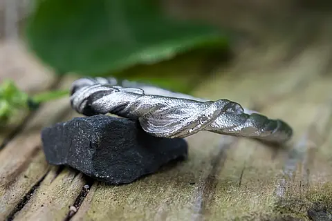 Silberner Verlobungsring aus Platin