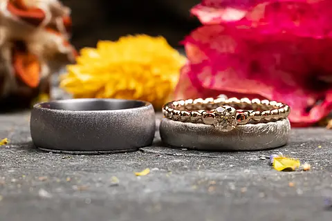 Eheringe schwarz mit Vorsteckring