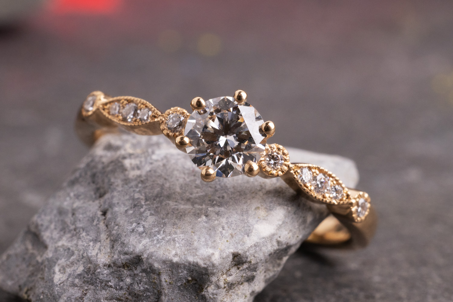 Vintage Verlobungsring mit Diamanten